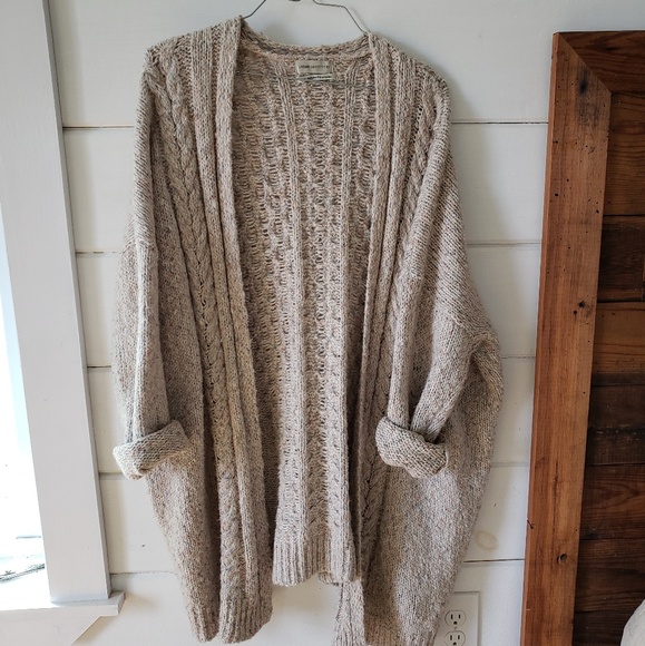 Urban Outfitters Sweaters - Urban Outfitters Sweater
